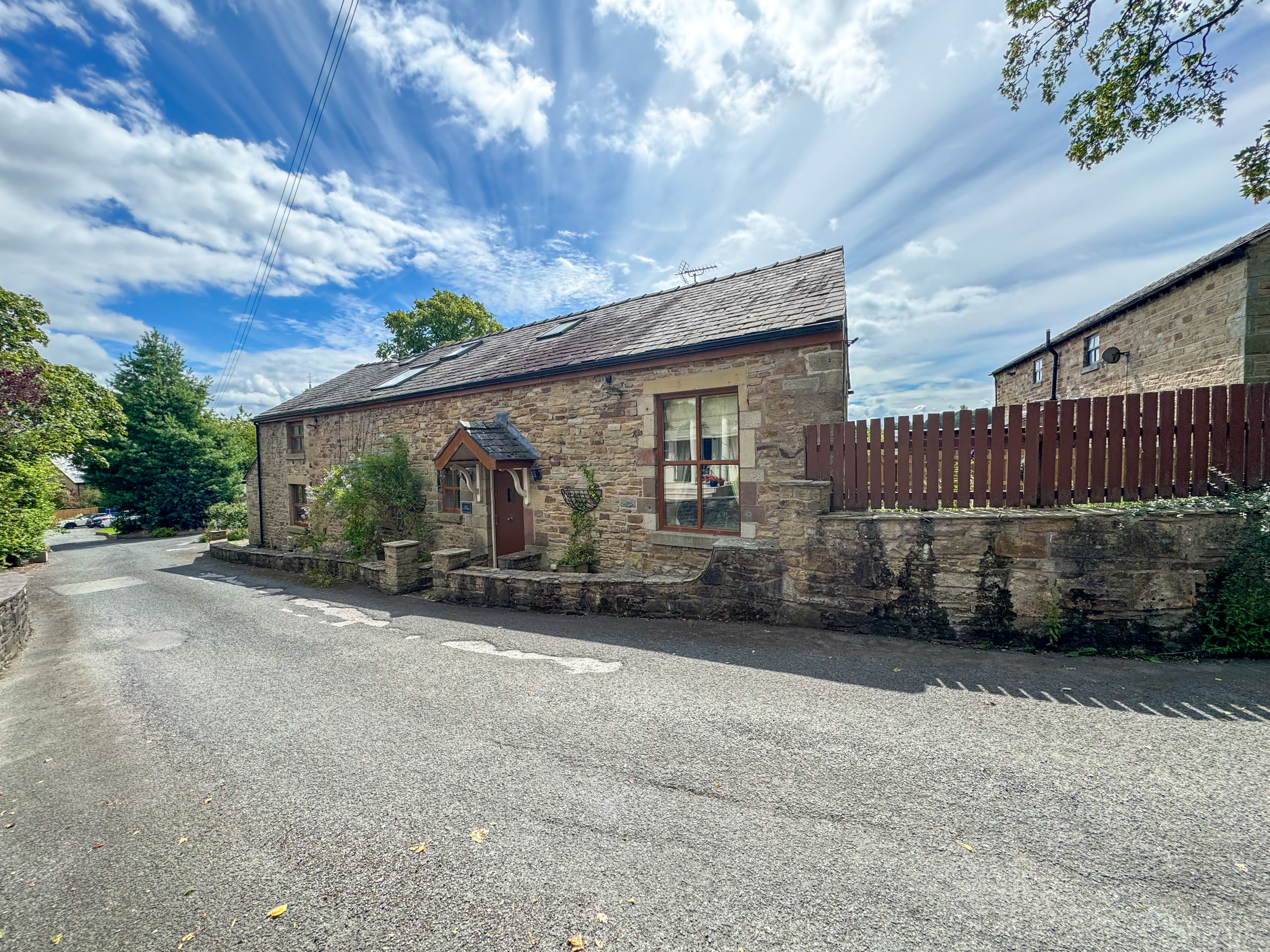 Lace Cottage, Hollymount Lane, Greenmount, BL8