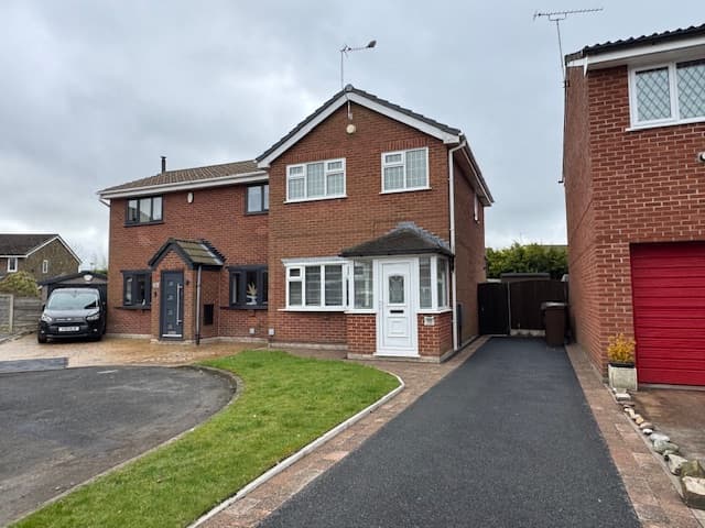 Keld Close, Bury BL8 1UJ