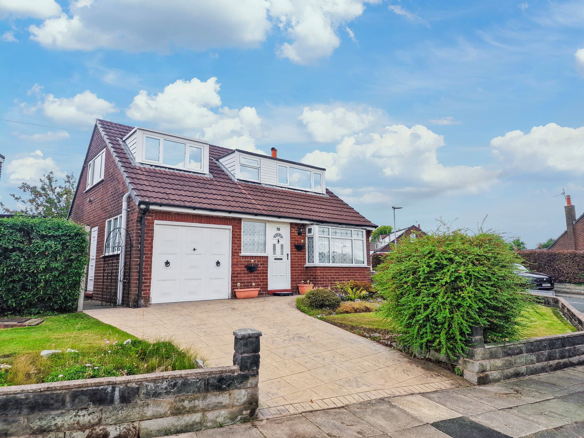 Newington Drive, Bury, BL8