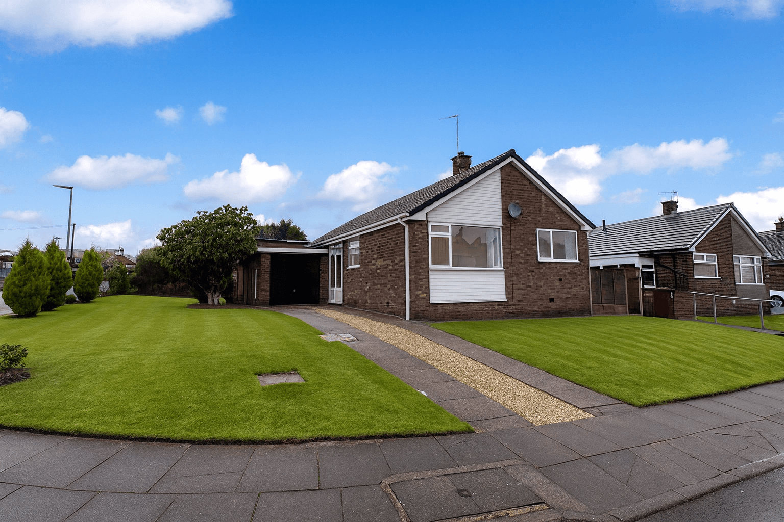 Turton Close, Bury BL8 2EE