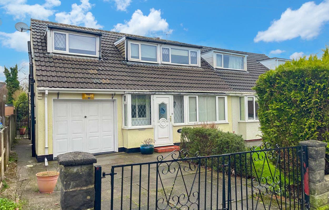 Eagley Drive, Seddons Farm, Bury, BL8