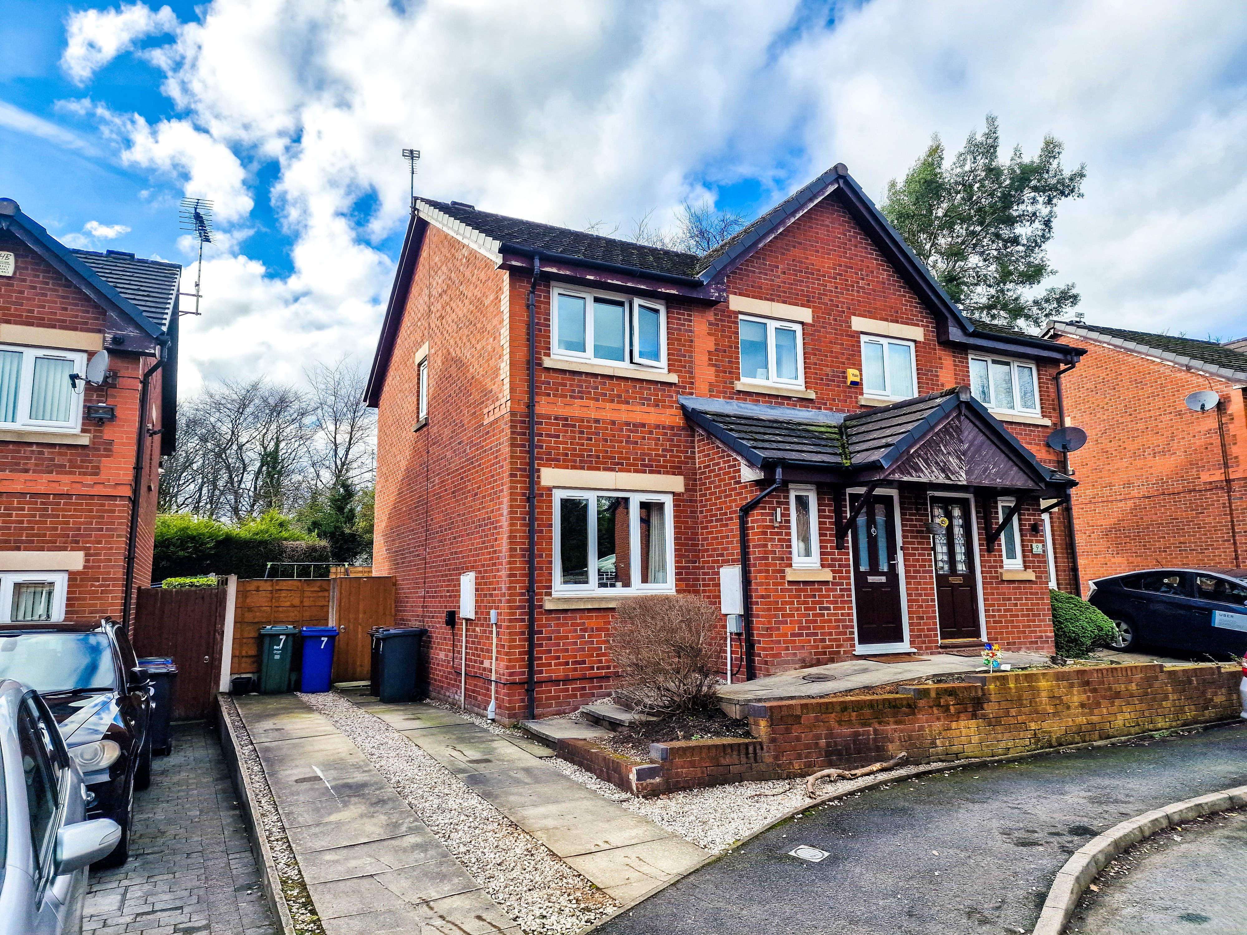 Greengate Close, off Bridge Hall Lane, Bury, BL9