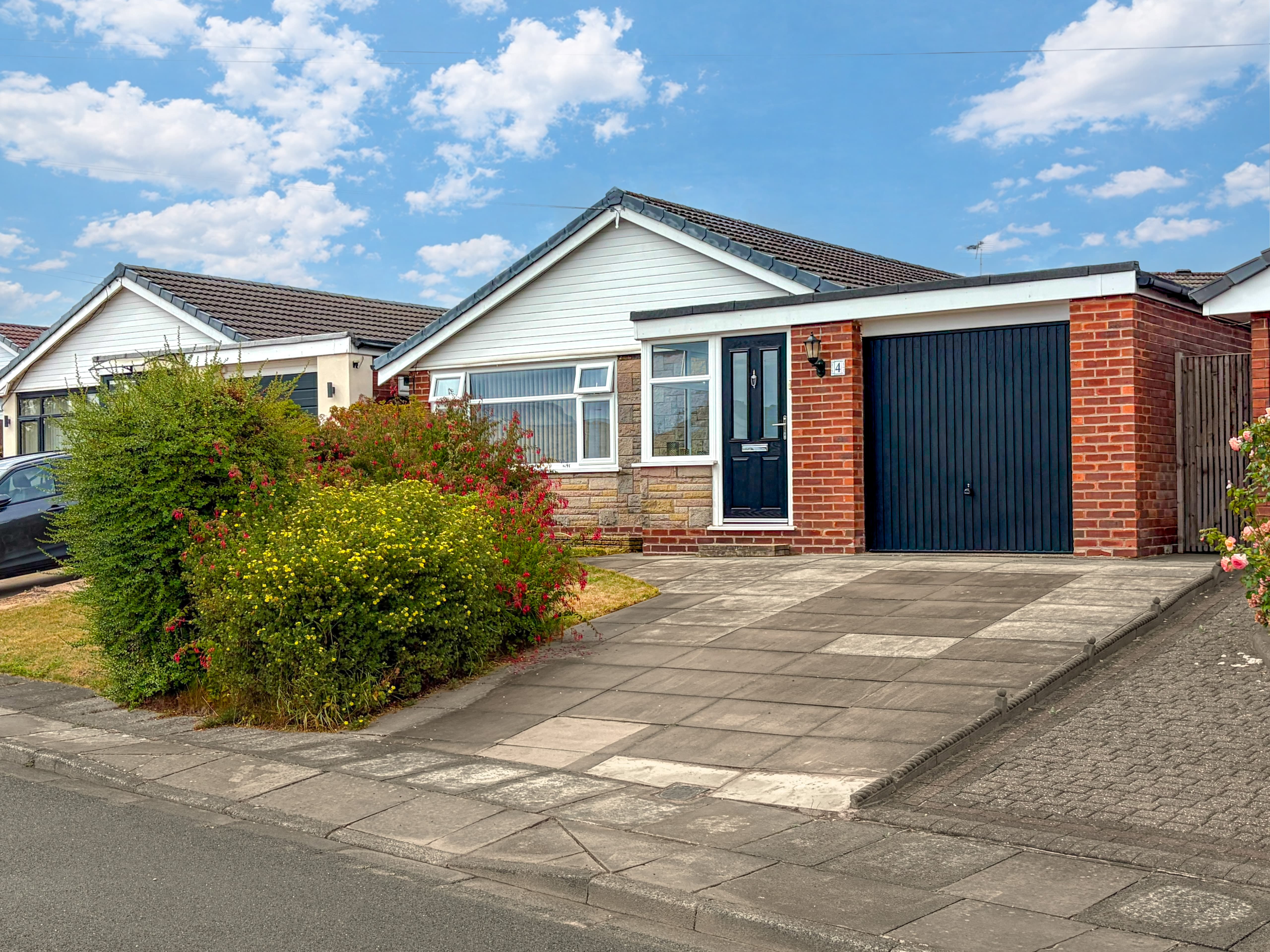 4 St. Michaels Close, Seddons Farm, Bury, BL8 2JN