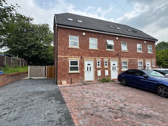 Jenkinson Close, Bury BL9 7NU