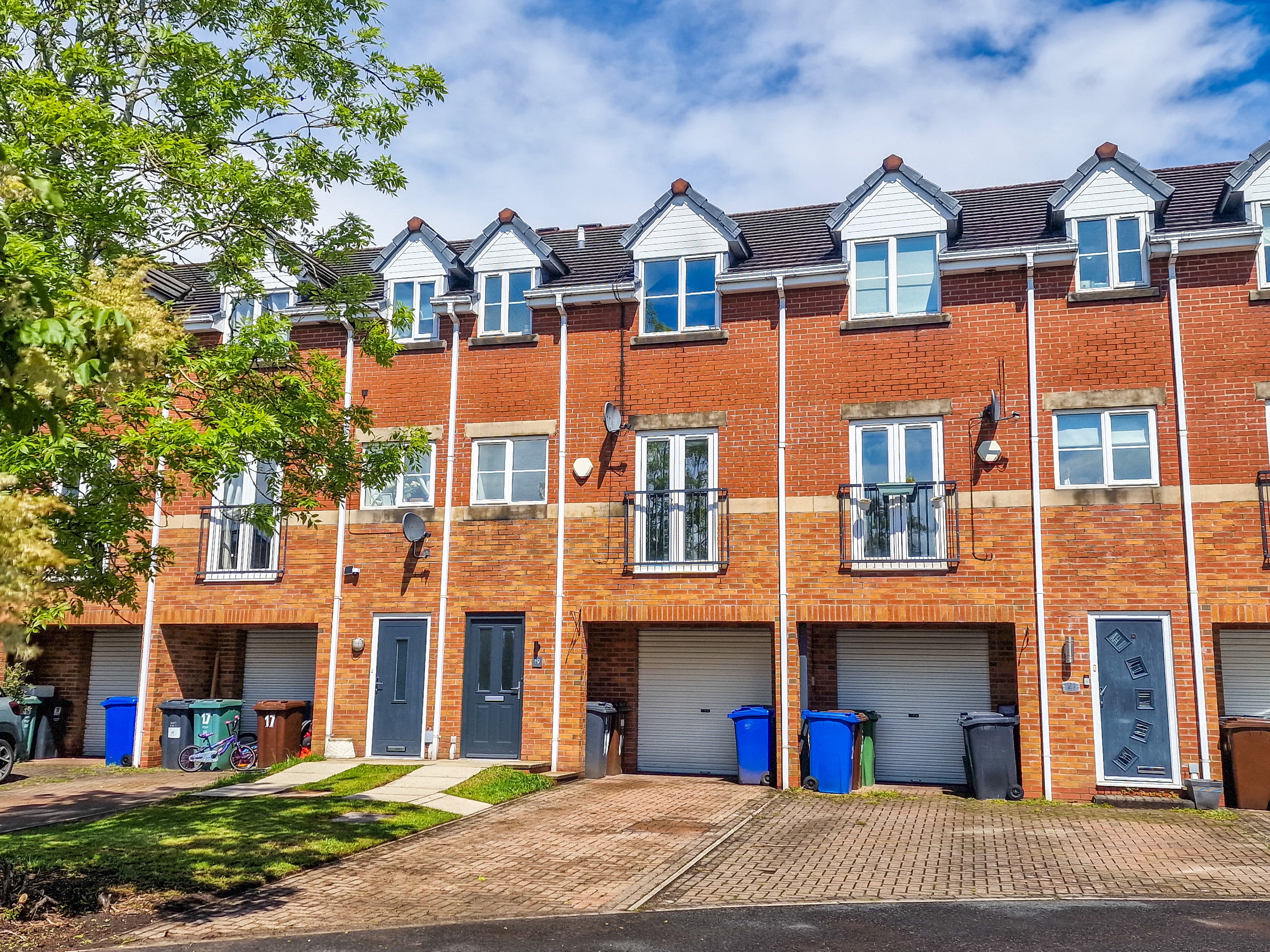 Hayling Close, Brandlesholme, Bury, BL8