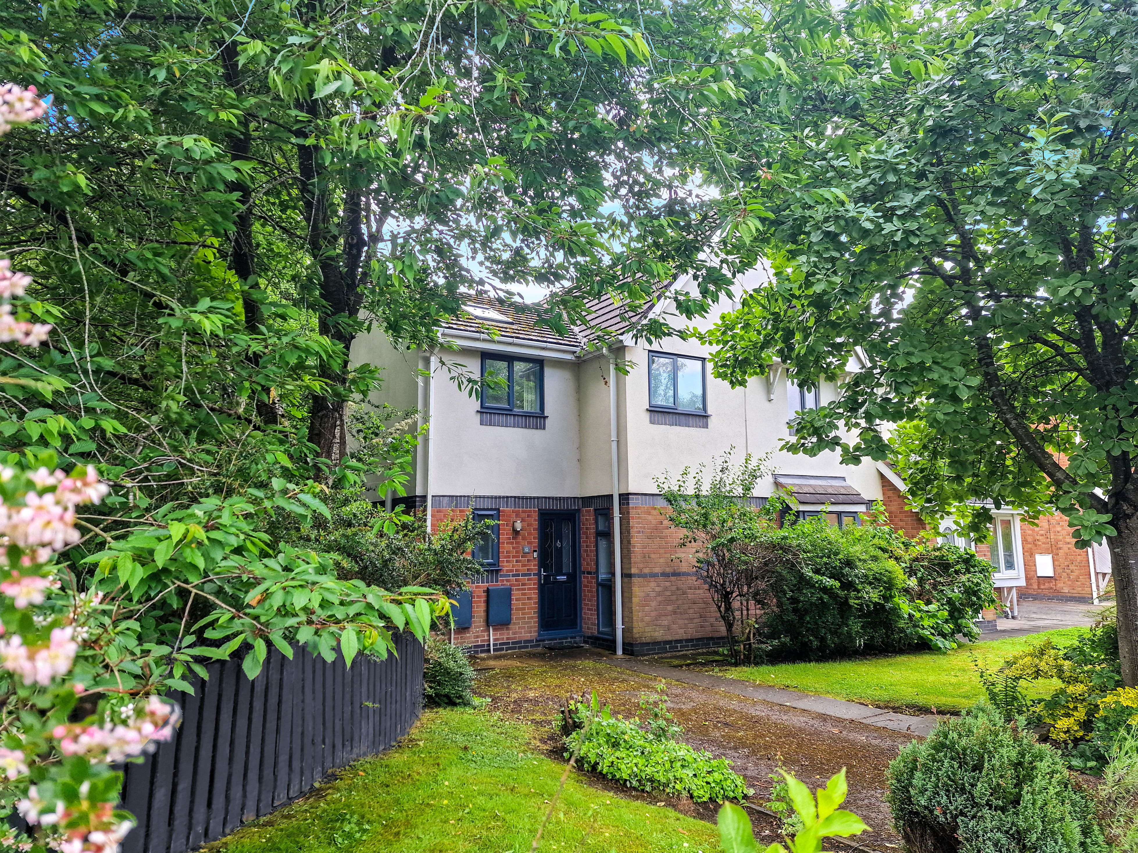 Cloughbank, Stoneclough, Radcliffe, Manchester, M26 1BD